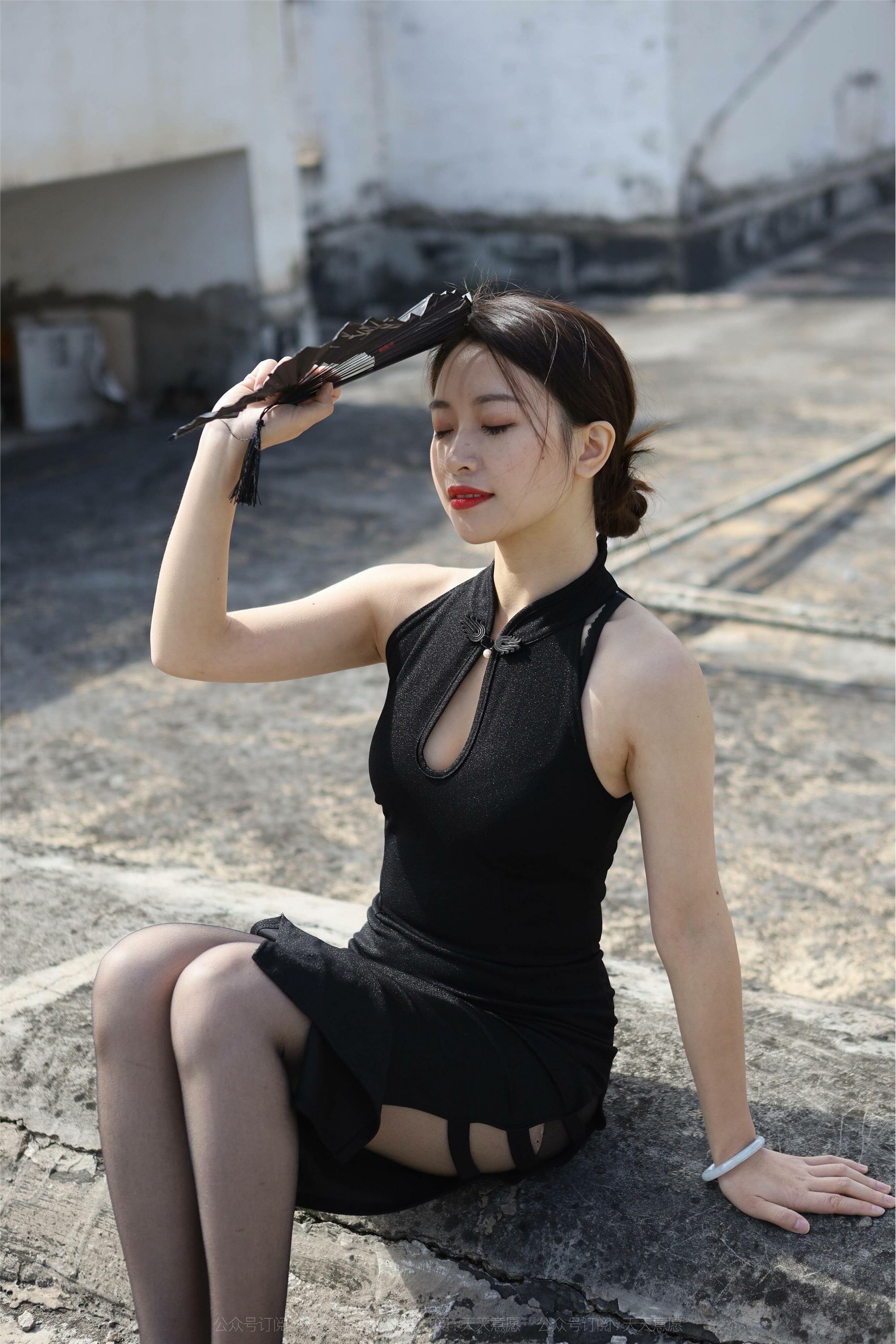 IESS异思趣向  2022.01.12 丝享家986：小婕《天台旗袍秀》